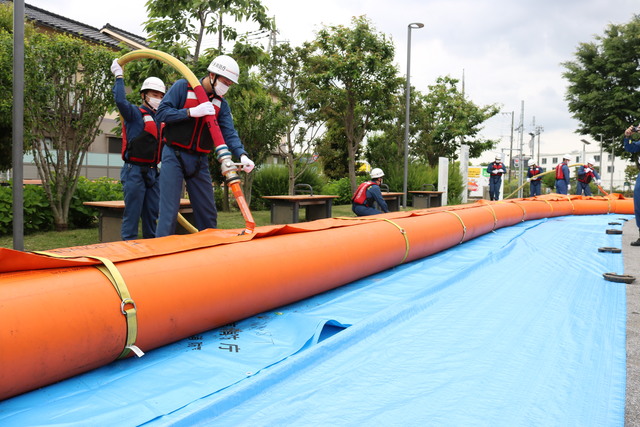 チューブ式堤防