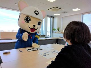 じじょまる 打合せをするじじょまる